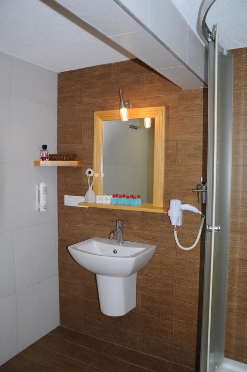 Butik Pendik Hotel Istanboel Buitenkant foto